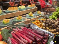 -雍容荟帝王蟹活龙虾展台自助(IFS黑金店)