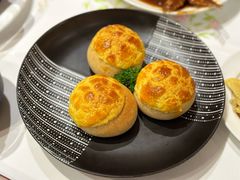 酥皮叉烧包-白天鹅宾馆-玉堂春暖餐厅