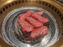 -山川小町·极番烧肉(新地假日广场店)