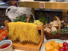 -洪氏嗨捞·猪肚鸡火锅(阳光天地店)