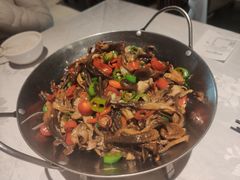 -鄱阳湖·江西小炒·瓦罐煨汤(五道口店)