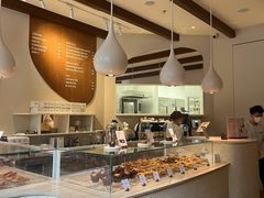 -VERIE BAKEHOUSE