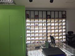 -LOGO眼镜·蔡司品牌折扣店(龙华清湖店)