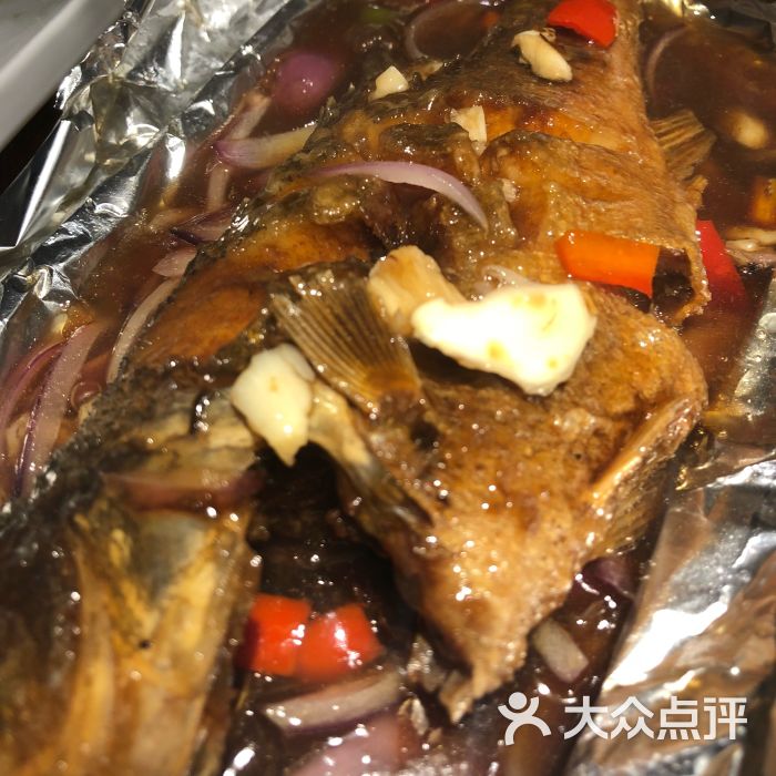 大椰小馆(日月广场店)铁板锡纸鲈鱼图片 