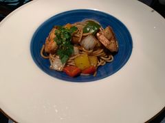 -弦月窗LUNETTE BY AMANDA(复兴路店)