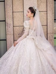 -LOVINA洛维娜婚纱礼服