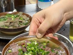 -乐山食古香跷脚牛肉