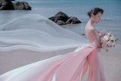 点击看大图 -挪娅婚纱摄影皇家会所