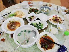 -鹏城人家海鲜酒家·23年老字号(较场尾店)