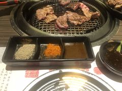 -赤坂亭·M9和牛烧肉(南京江南虹悦城店)