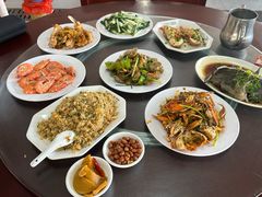 -岛中岛·海鲜大排档·万宁老字号(东澳店)