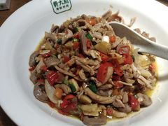 -费大厨辣椒炒肉(万家丽一店)