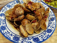 -江城燕子大排档(江汉路步行街店)