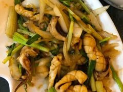 -覃记海鲜美食餐厅