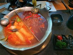 -湊湊火锅·茶憩(南京东路悦荟店)