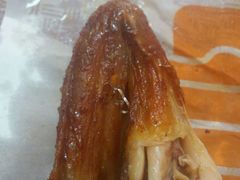 鸡翅膀里的刚丝-华莱士·全鸡汉堡(坡头店)