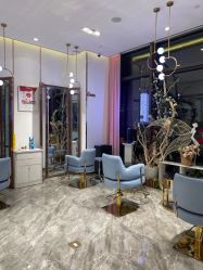 -MY WAY SALON