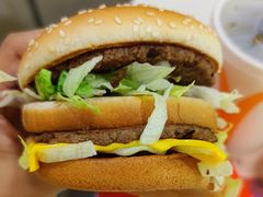 巨无霸汉堡-麦当劳(新世纪环球中心店)