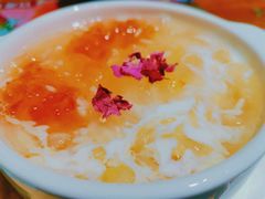 元气玫瑰桃胶酿-太子浓心招牌炸酱小锅米线(兰州中心店)