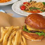 在福州！人生苦短，及时吃堡🍔