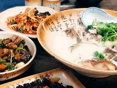 砂锅鱼头-75幢私房菜馆