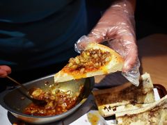 招牌烤牛骨髓配馕饼-纳鲁孜·新疆特色餐厅(上海悦荟广场店)