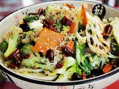 -绿草墩