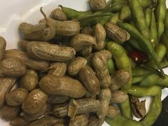 -扒虾小妹儿麻辣海鲜(宏图街店)