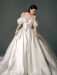 -南京宝娜嫁衣婚纱礼服馆(中央路店)
