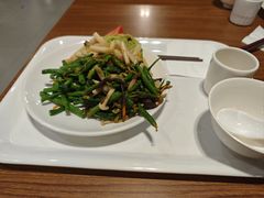 -感恩心素食馆(百世广场店)