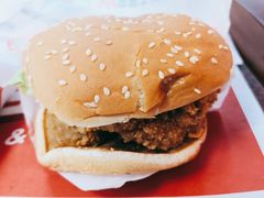 香辣鸡腿堡-华莱士·全鸡汉堡(皓月店)