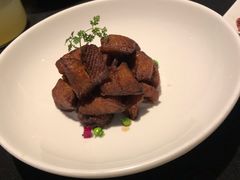 本帮熏鱼-逸道(益丰·外滩源店)
