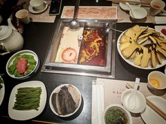 -皇城老妈·大连海鲜火锅(港湾店)