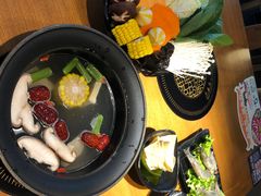 -呷哺呷哺(松北万象汇店)