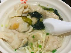 上海小馄饨-鲜得来排骨年糕(即墨路店)