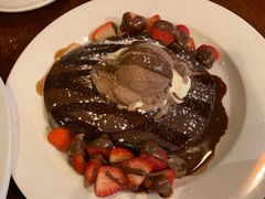 -Pancakes on the rocks(Darling Harbour)