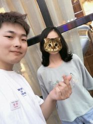 -一東造型烫发染发