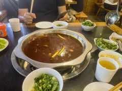 -冯记香辣兔火锅(茶店子总店)