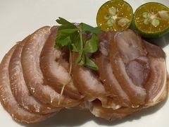 长兴传统咸猪糕-庐灶江南·江南菜·四合院Bistro(东直门雍和宫·原华侨宾馆店)