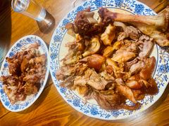 -老天桥酱肉烧饼夹肘子(天桥店)