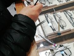 -一代眼镜·蔡司配镜(浦东大拇指广场店)