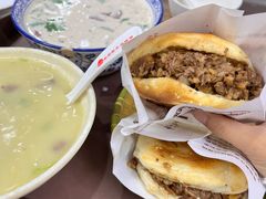 -穆得·老周家牛肉烧饼(普利街店)