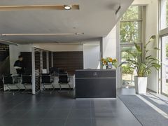 -上海汇之星奔驰4S店(浦东新店)