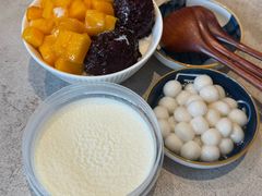 芒果白雪黑糯米-小团圆糖水铺(襄阳南路店)