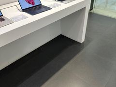 -Apple授权专营店(宝山万达店)