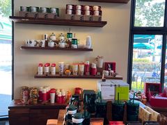 零售区-星巴克(迪士尼小镇店)