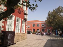 -青岛大学路小学