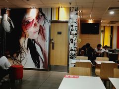 大堂-麦当劳(卫星广场店)