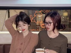 -mordew加州日记西餐&小酒馆(新天地店)