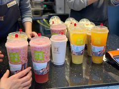 -奈雪的茶(亨特国际广场店)